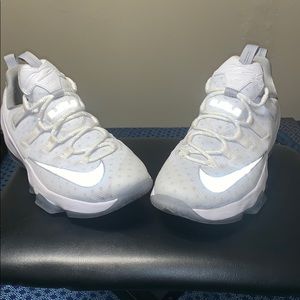 Lebron XIII(Open to offers)